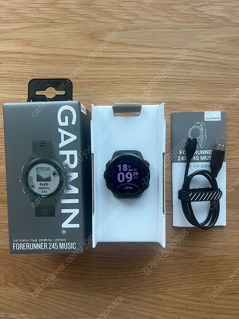 Garmin 가민 포러너 245 뮤직 GPS 러닝 스마트워치 블랙