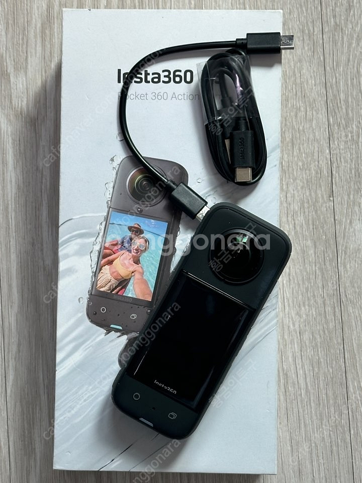 인스타360 X3 팝니다.(정품풀박스)--1