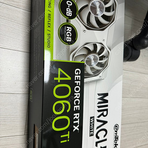 이엠텍 4060ti 미라클 화이트 팝니다
