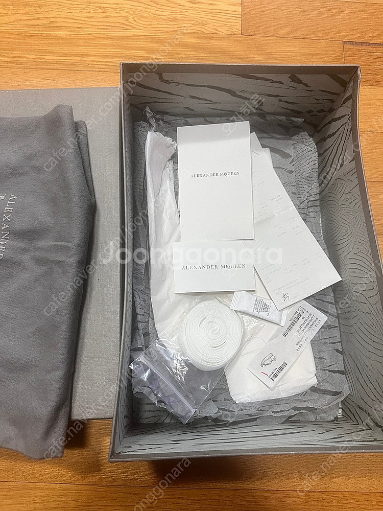 알렉산더맥퀸 오버솔--3