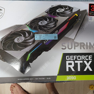 RTX 3090 슈프림 X 팝니다.