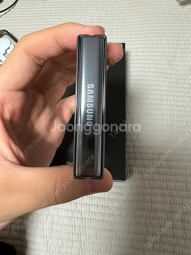 갤럭시 z플립 5 512기가 그라파이트 색상--5