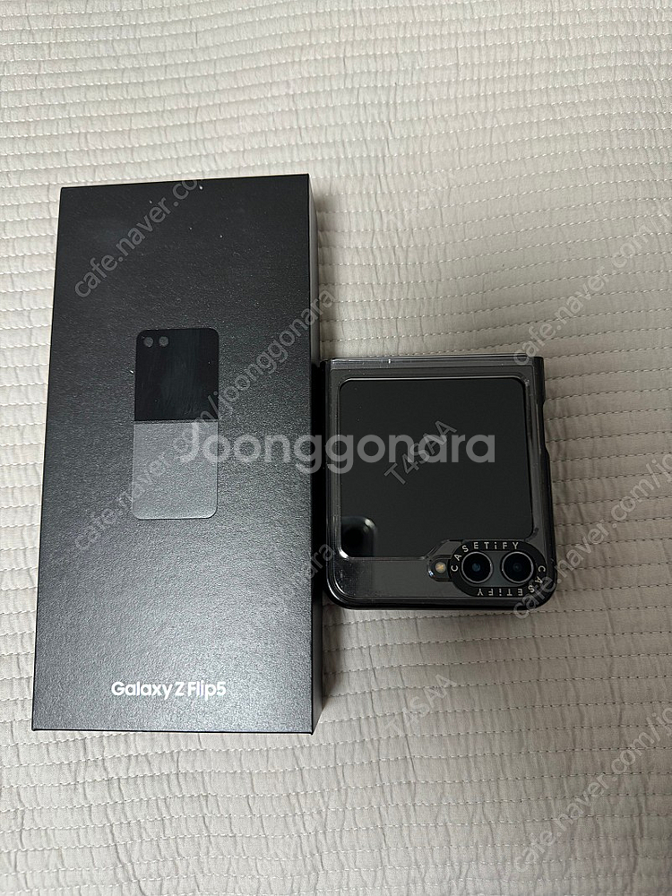갤럭시 z플립 5 512기가 그라파이트 색상--7