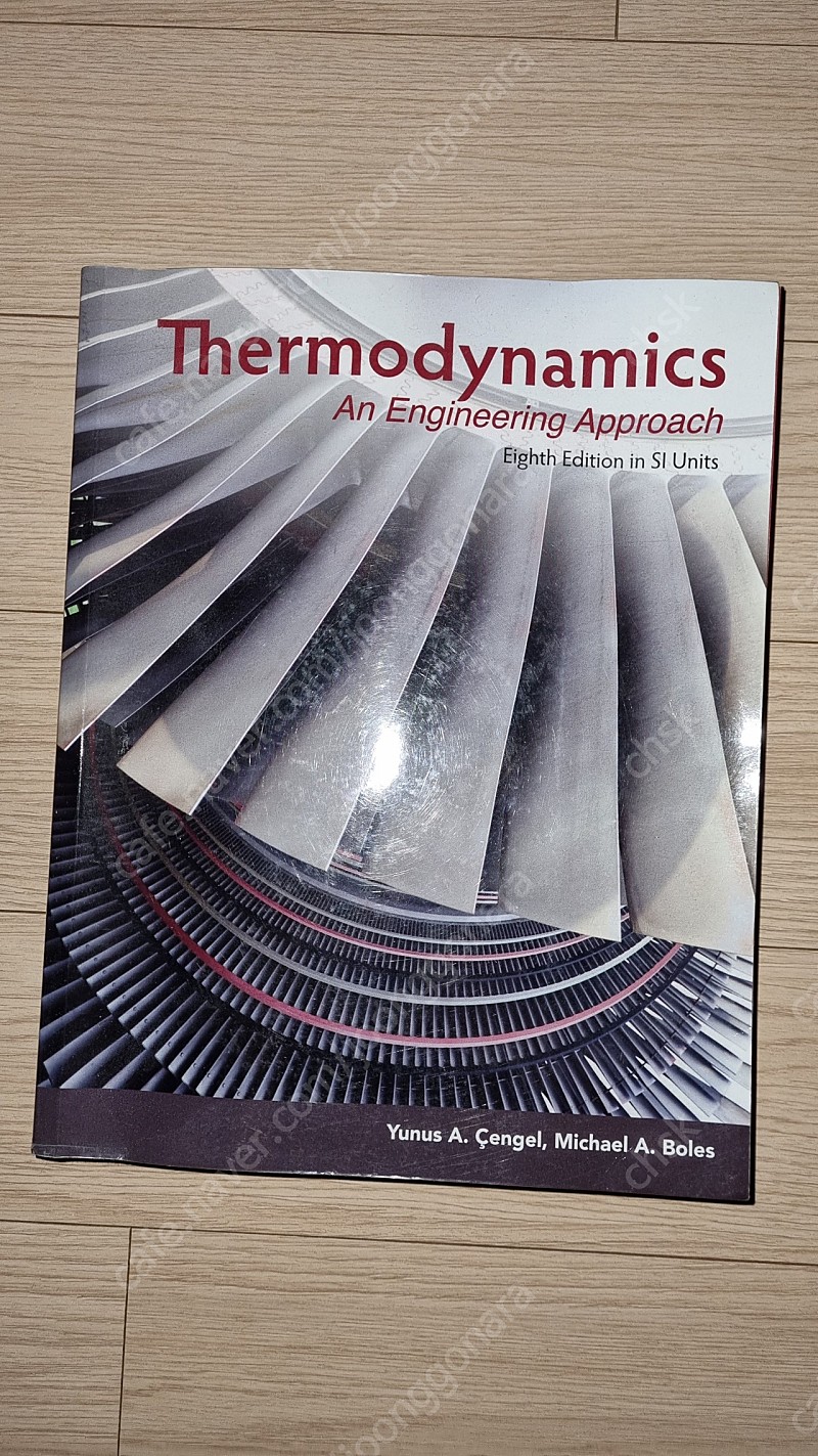 Thermodynamics (in SI Units) : An Engineering Approach