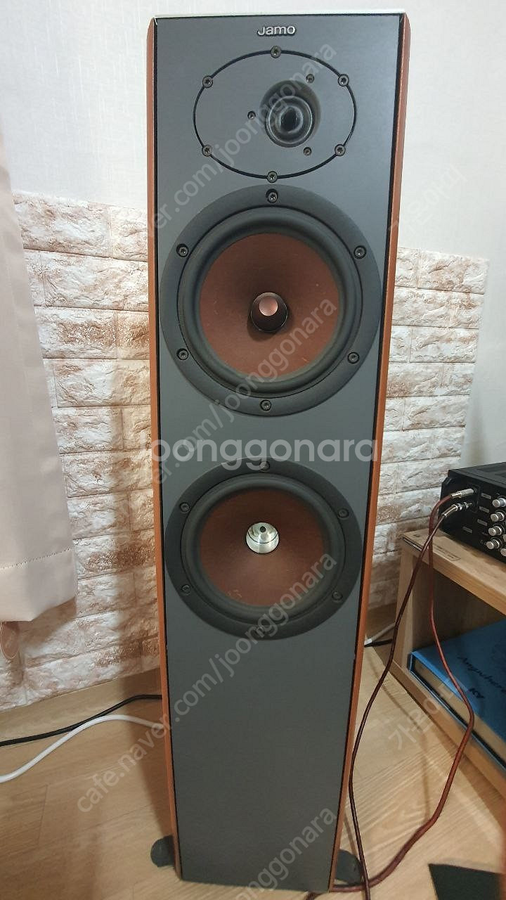 덴마크 명품 스피커 jamo 야모 d450 톨보이 스피커 팝니다.--1