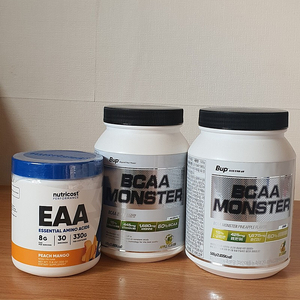 BCAA. EAA