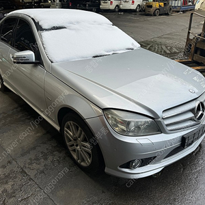 벤츠 W204 C250 구형 c클래스 부품차 각개합니다 뒷범퍼,헤드라이트,본네트,트렁크,도어,문짝,테일램프,트림,센터페시아,핸들,휠타이어,사이드미러,조수석 휀다,시트,도어트림