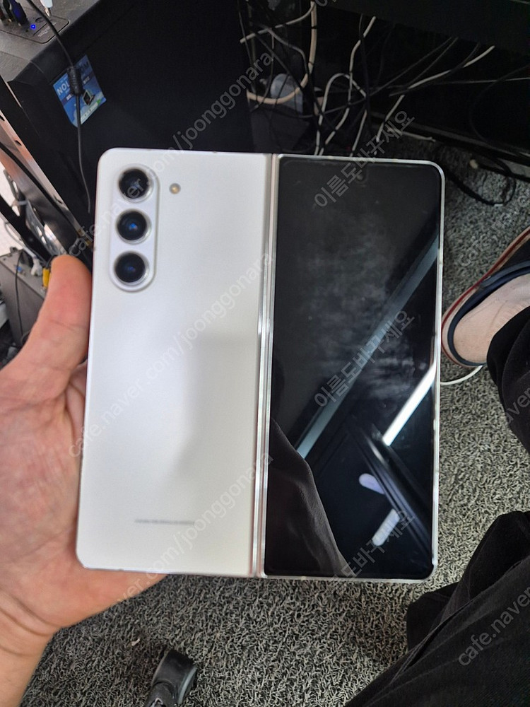 폴드5 512기가 삼케플 무료파손 팝니다 자급제--5