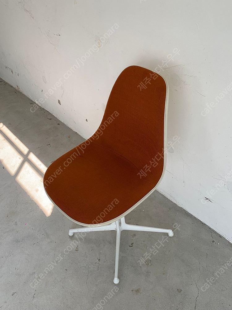 [빈티지] 임스 라폰다 체어 / 오렌지 패브릭 이미지