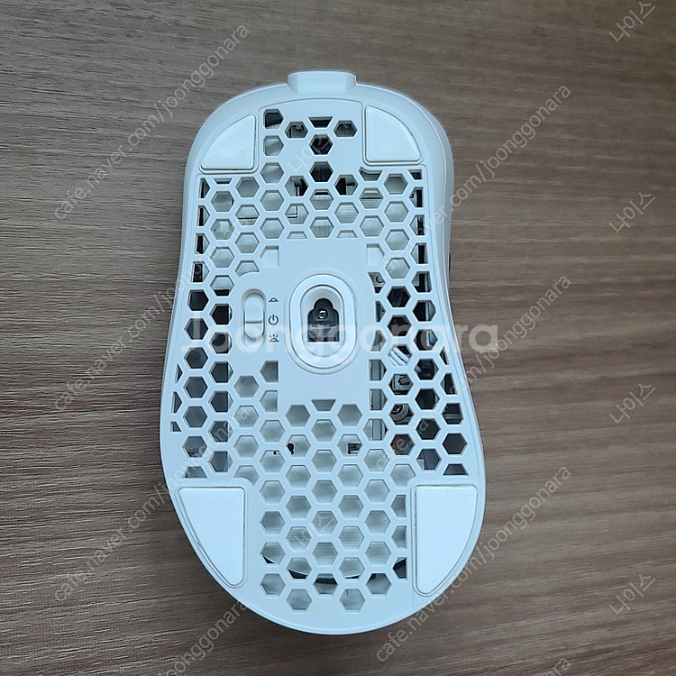 [서울] 제닉스 타이탄G 에어 게이밍 마우스 TITAN G AIR--4