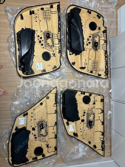 bmw f30 320d, 320i 도어트림 한대분--1
