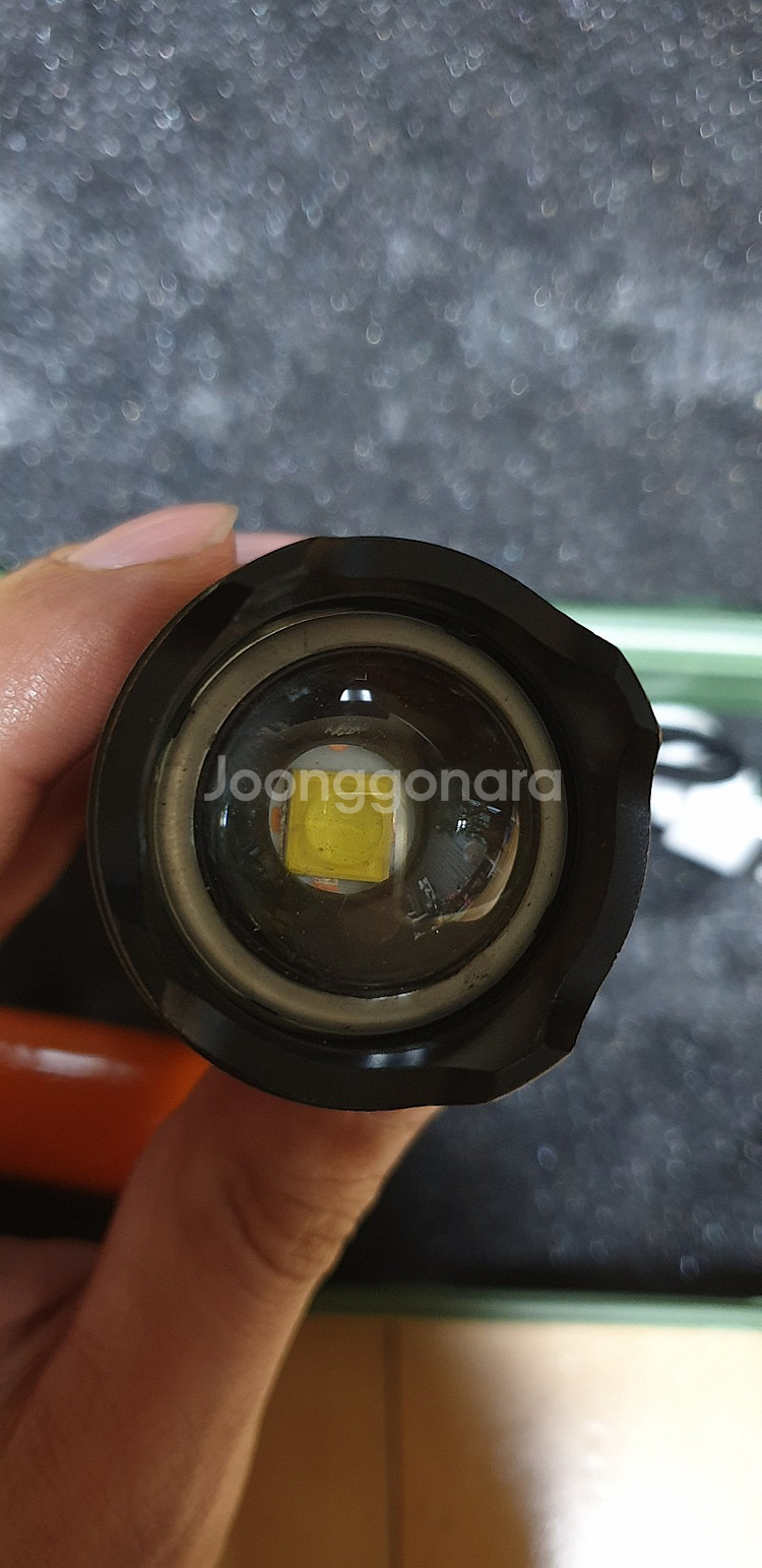 LED충전식 줌 라이트 자전거 전조등 후레쉬 랜턴 전동킥보드 랜턴--1