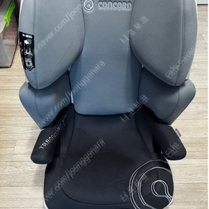 콩코드 트랜스포머 xt isofix 카시트 팝니다 (차량 시트 보호 매트 ) 2만원