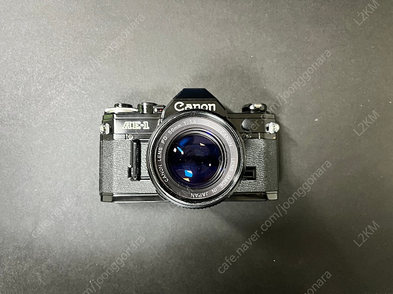 캐논 AE-1 블랙 필름카메라 + 50mm f1.4 렌즈 판매합니다