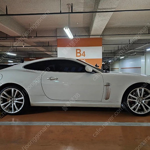 재규어 xkr 4.2 스포츠카 수입차