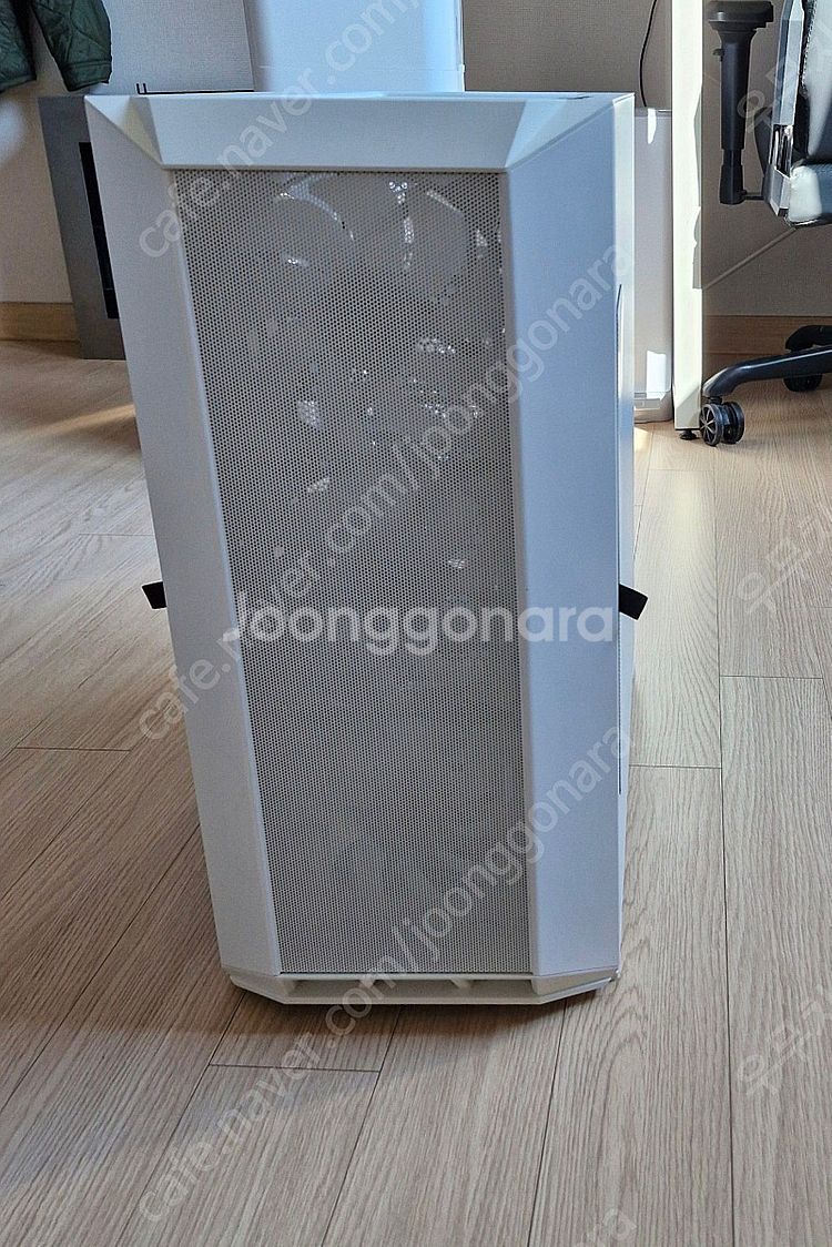 다크플래쉬 DLX23 MESH RGB팝니다--1