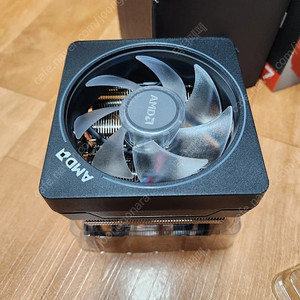 AMD Wraith Prism 레이스 프리즘 쿨러