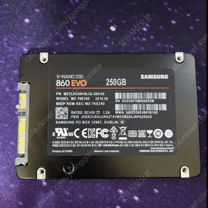 삼성 SSD 860 evo 250gb 팝니다.