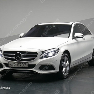 벤츠C클래스 W205 C220 d 4MATIC (5인승)