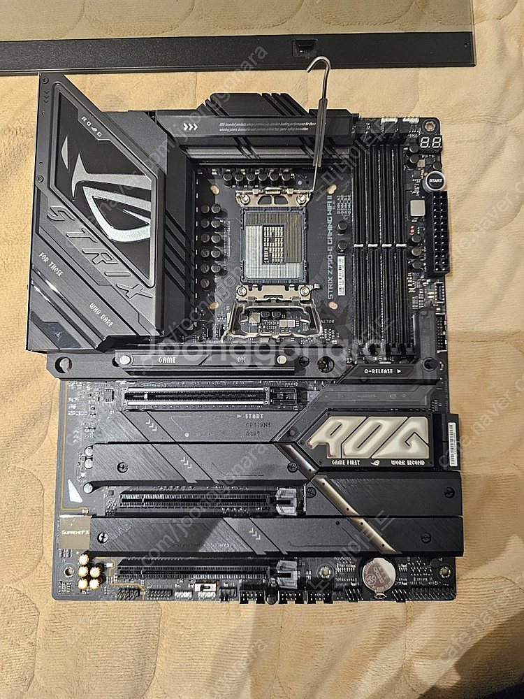 ASUS ROG STRIX Z790-E GAMING W...--1