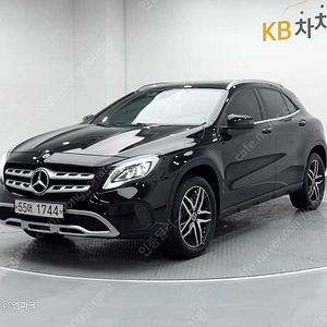 벤츠GLA클래스 X156 GLA220 프리미엄 (5인승)