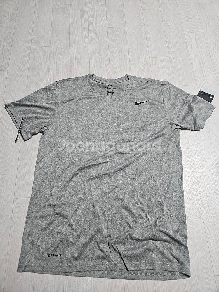 나이키 드라이핏 반팔 100 (L)--1