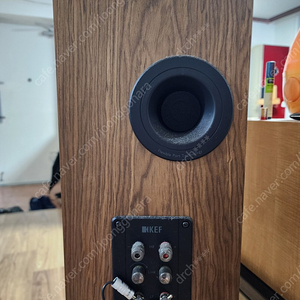 KEF R3 스피커