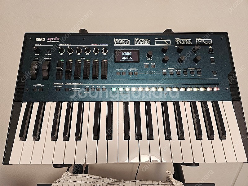 KORG OPSIX 신품급 풀박스 판매--0