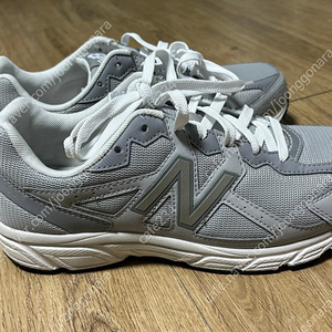 뉴발란스 NEW BALANCE 러닝화 W480KR5 그레이 팝니다