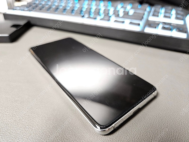 S20 미개봉수준 민트급 팝니다--6