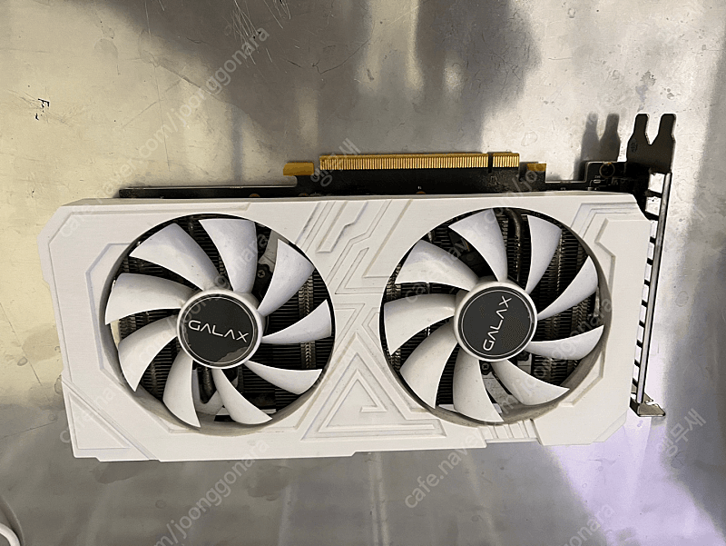 갤럭시 GALAX 지포스 RTX 2060 WHITE D EX D6 6GB