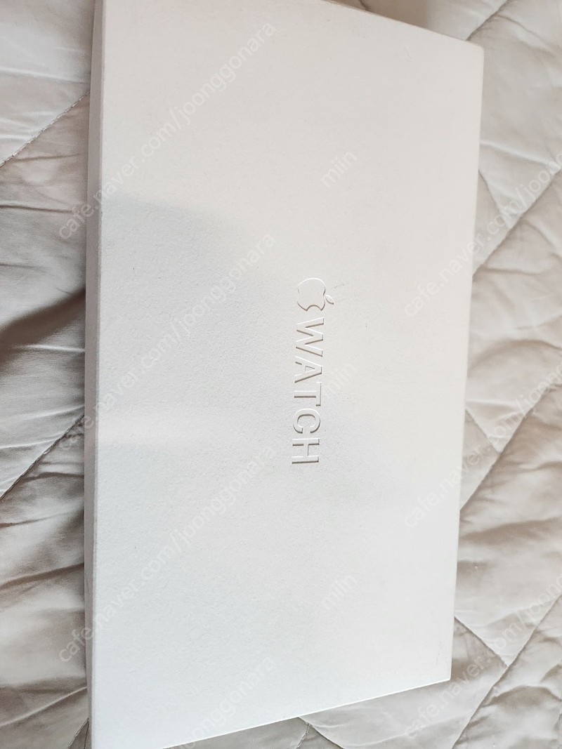 애플워치 울트라 셀룰러 49mm 티타늄 케이스 옐로/베이지 트레일 루프 (S/M) MNHK3KH/A 미개봉 새상품