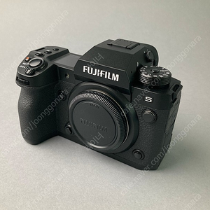 [후지] FUJIFILM X-H2S 카메라와 XF 33mm / XF 50mm / 빌트록스 13mm 렌즈 및 악세서리 판매합니다.