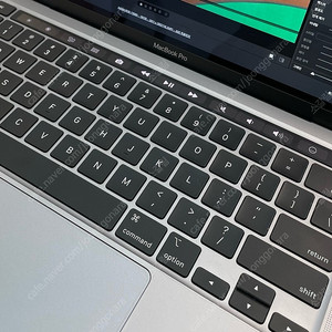 맥북프로M1 13인치 8/512GB 팝니다.