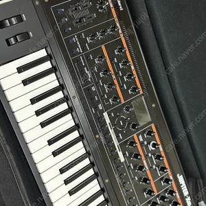 Roland Jupiter Xm