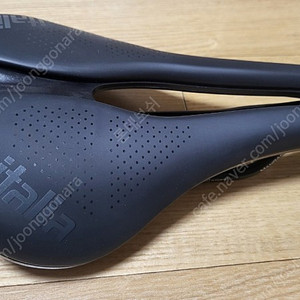 셀레(selle) 노부스 에보(novus evo) 안장