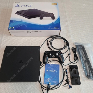 (풀박스 상태) 플스 4 슬림 500 GB 2117A PS4 slim 팝니다