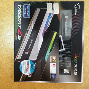 G.SKILL DDR5-6000 CL36 TRIDENT Z5 NEO RGB J 패키지 (16GX2) 팔아요