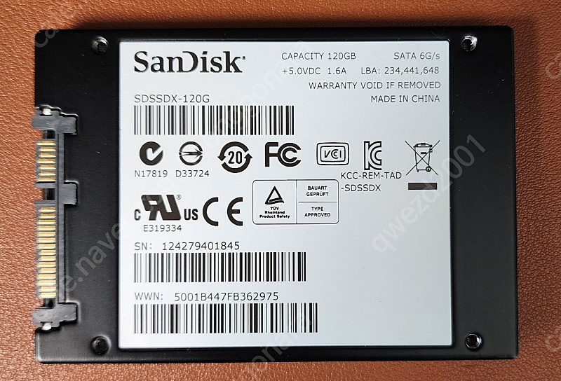 SanDisk SSD(128G, 120G) 팝니다 1만원