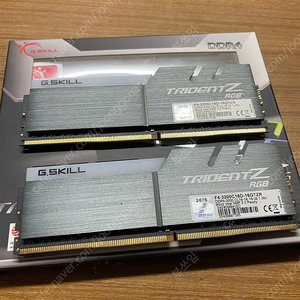 G.SKILL DDR4-3200 CL16 TRIDENT Z RGB 8gb x 2