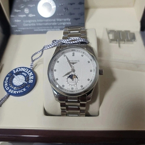 LONGINES L2.909.4.77.6 문페이즈 40MM MASTER COLLECTION 론진 남성용 팝니다