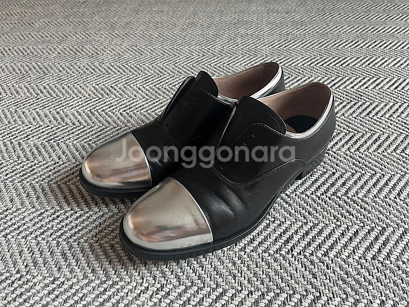 미우미우 여성 로퍼 구두--0