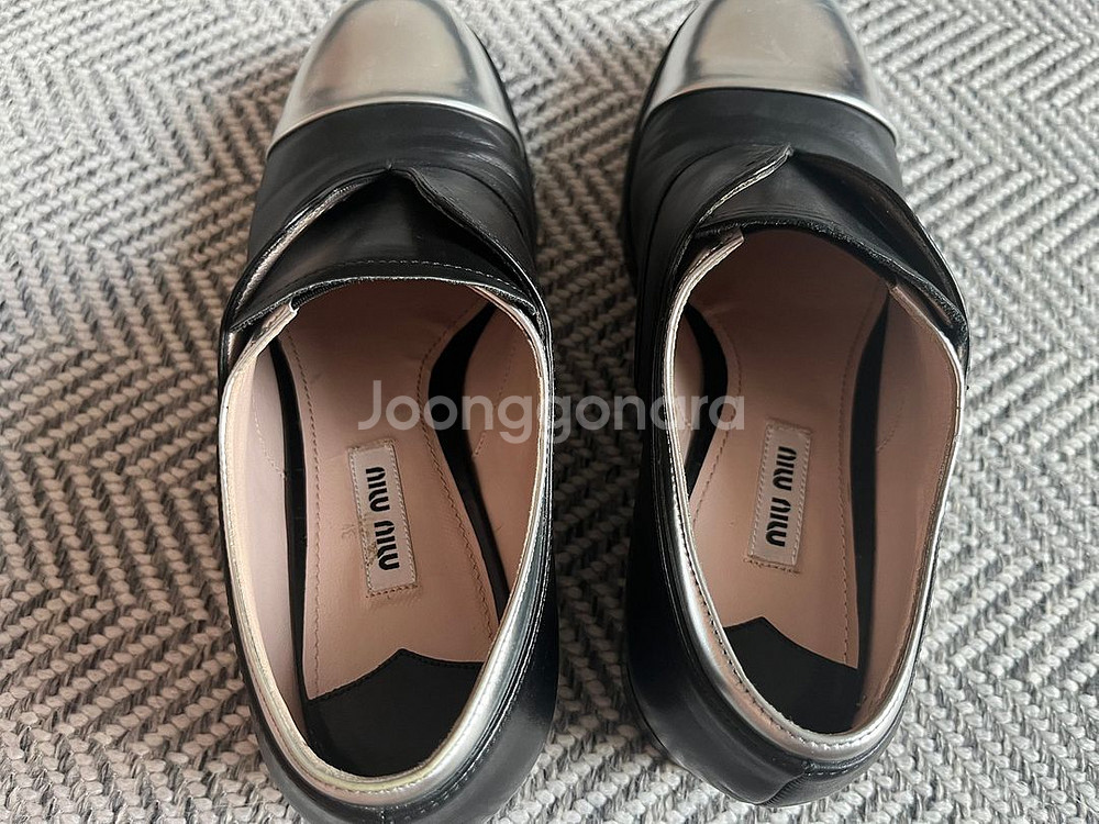 미우미우 여성 로퍼 구두--2