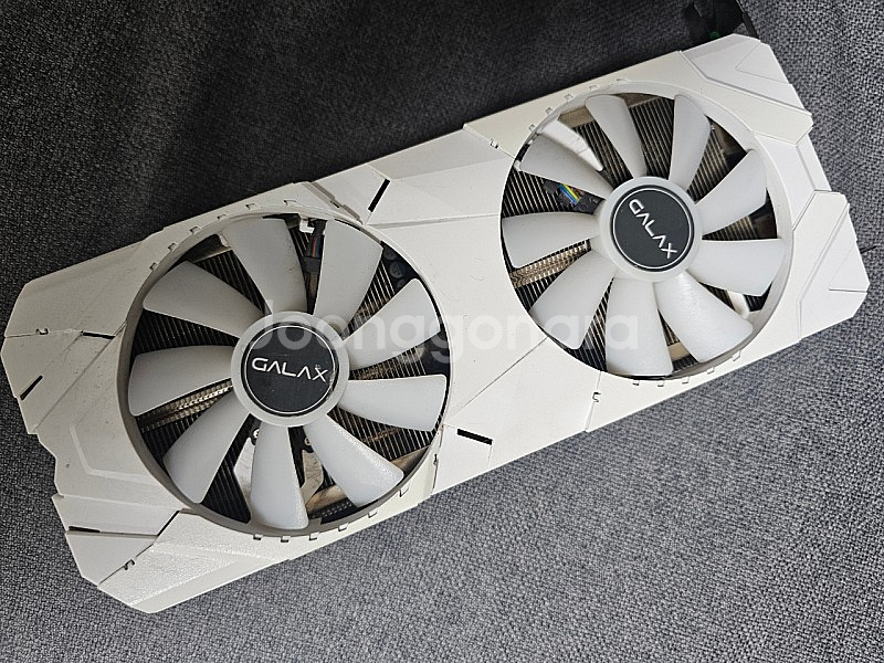 rtx2060 super 화이트 판매합니다--0