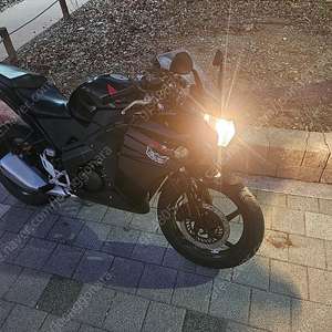 cbr125cc 16년식 검정 흑마 팔아봅니다