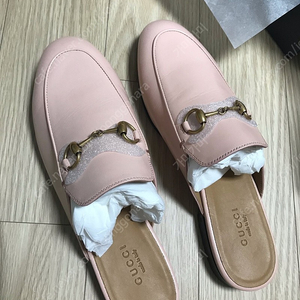 Gucci 핑크뮬