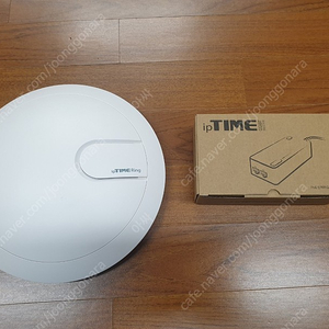 iptime ring과 EFM iptime POE 인젝터 GIGA-S 입니다.