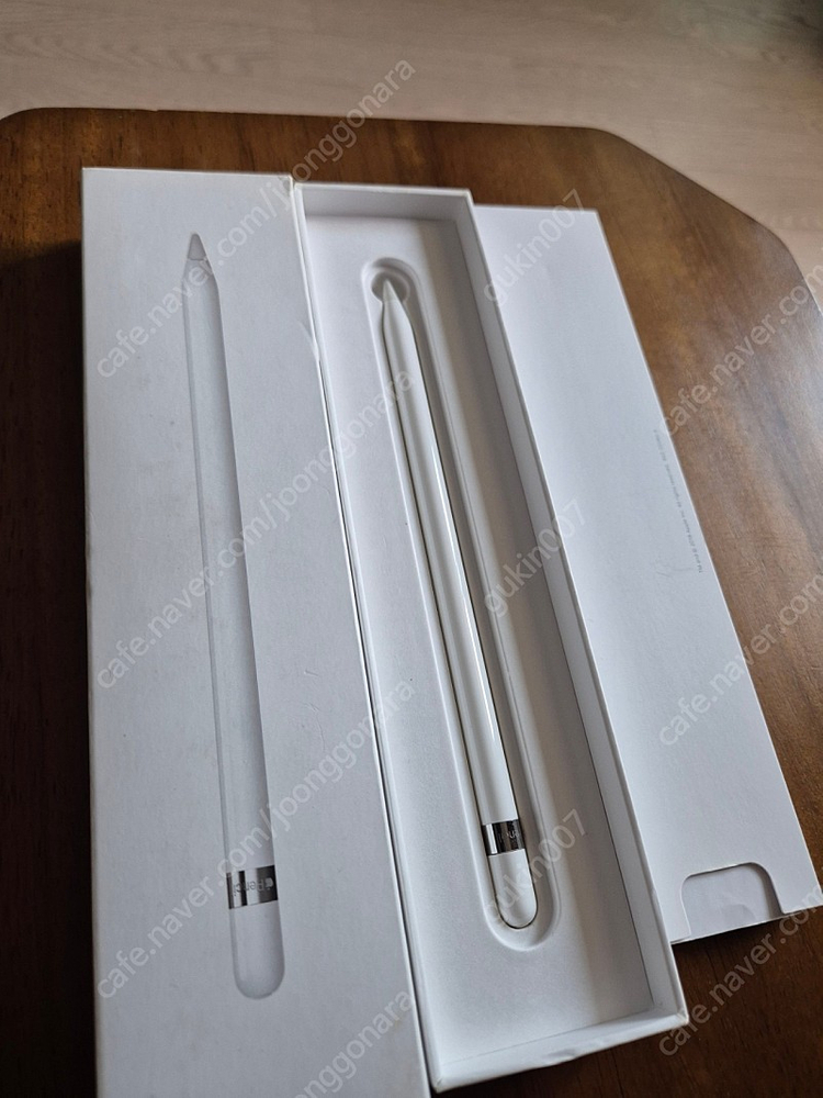 아이패드 6세대 128gb wifi + 애플펜슬 1세대 일괄--4