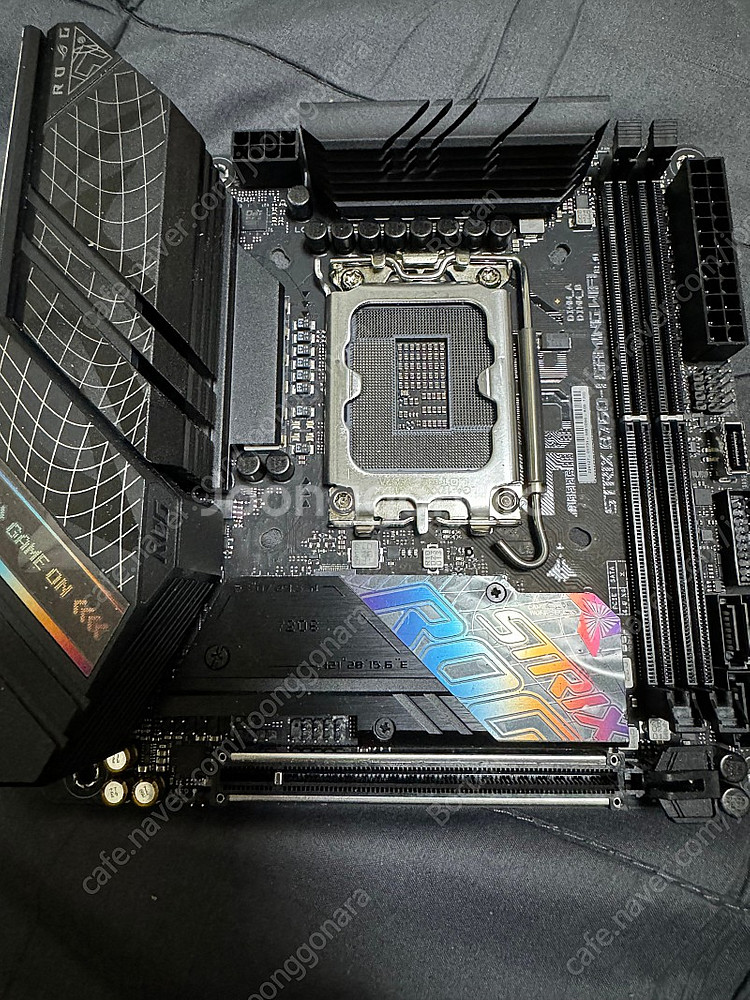 Asus rog strix B760i 2월초구매--1