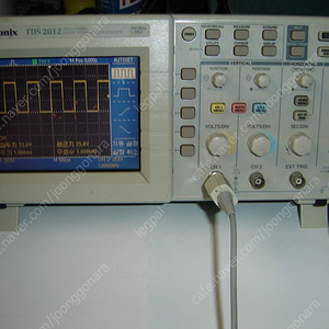 DIGITAL OSCILLOSCOPE ( TDS 2012 )